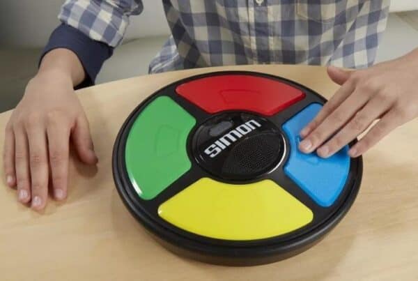 Simon Classic Game - Image 3